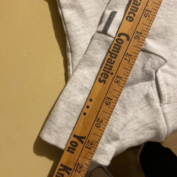 Mondetta long hoodie zip up jacket. Medium heather gray. - Picture 12 of 13